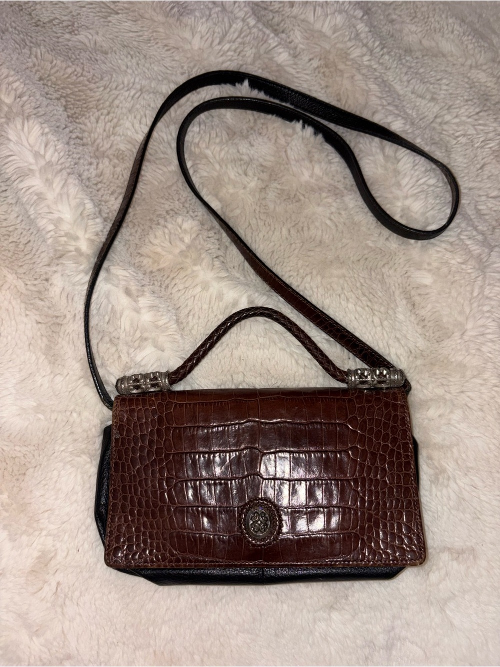 VTG Brighton Brown Croc-Embossed Leather Crossbody Bag with Silver Hardware